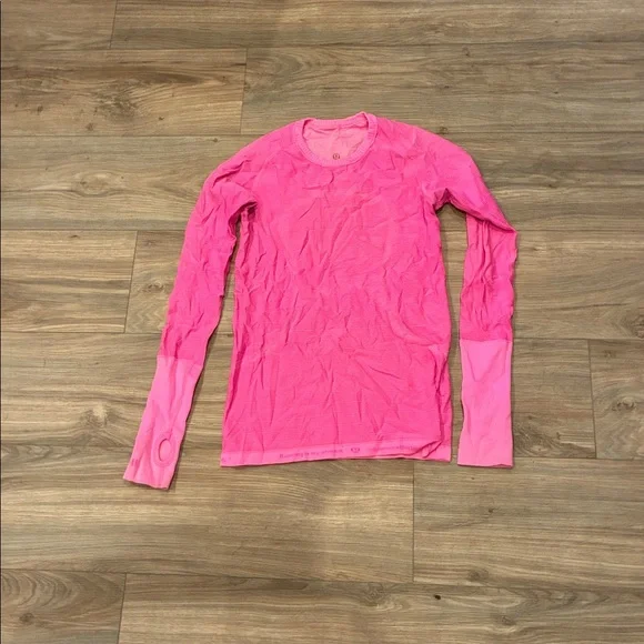 LULULEMON HOT PINK WORKOUT ATTIRE - Picture 3 of 4